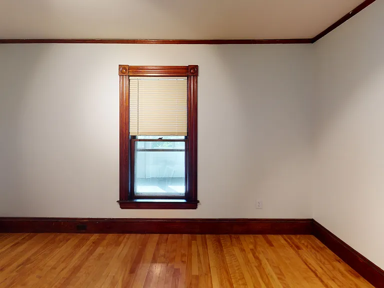 90 Barnes Ave #4 — Photo 2