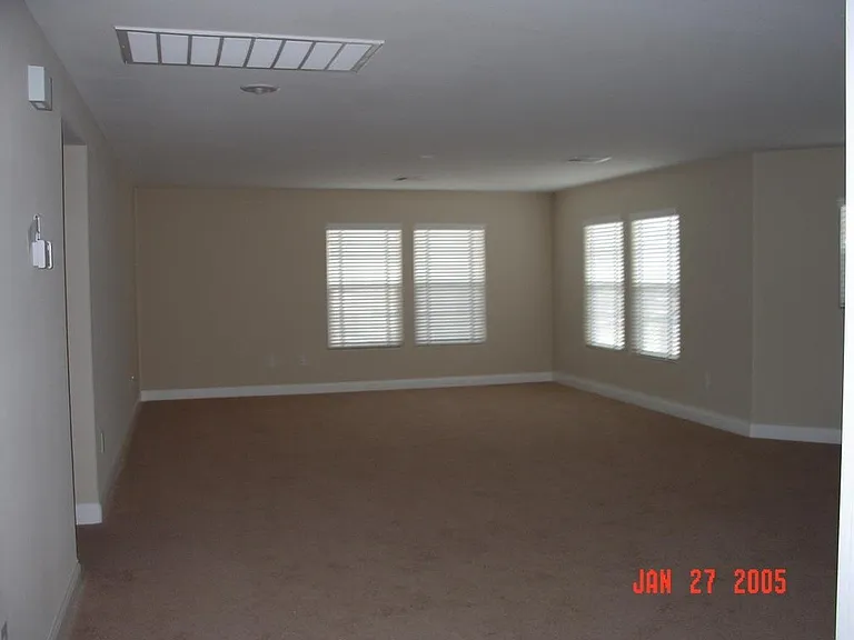 2121 Mountain Rail Dr — Photo 9
