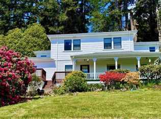 11775 Ocean View Dr, Smith River, CA 95567