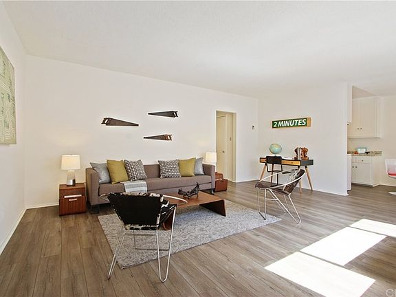 2nd image of 3510 Elm Ave Unit 22