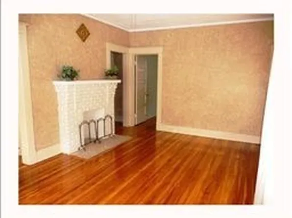 1020 5th St N, Saint Petersburg, FL 33701