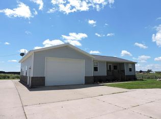 10151 N Adams Rd, North Adams, MI 49262