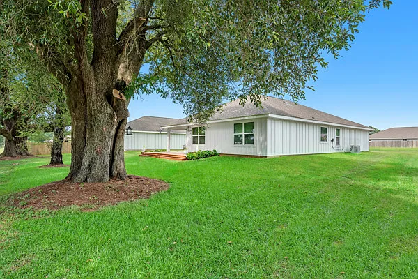 4 bed, 1791 sqft, $2,300 — Photo 3