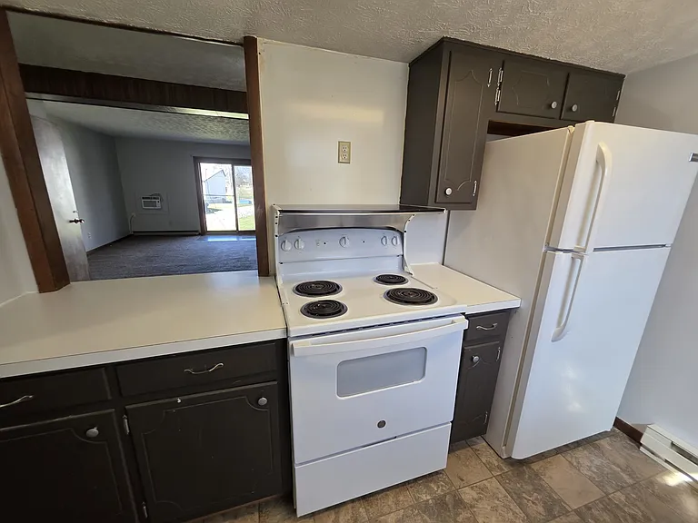 531 E Brown Ave — Photo 9