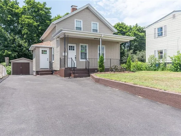 260 High St, Cumberland, RI 02864