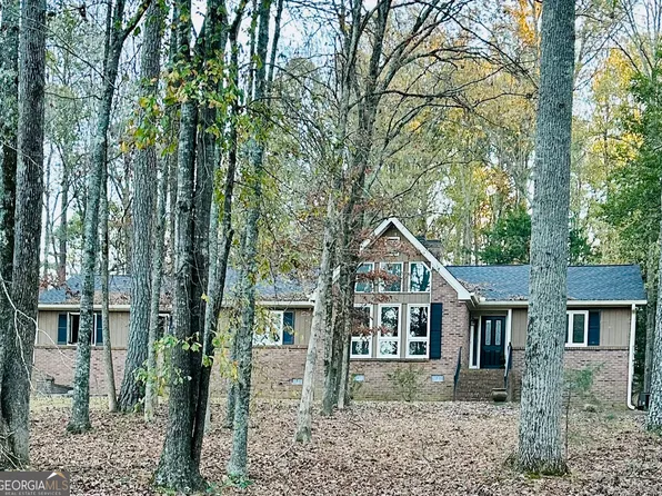 2720 Sandy Creek Cir, Loganville, GA 30052