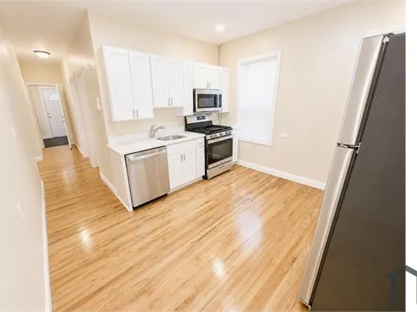 19 Dunlap St, Dorchester Center, MA