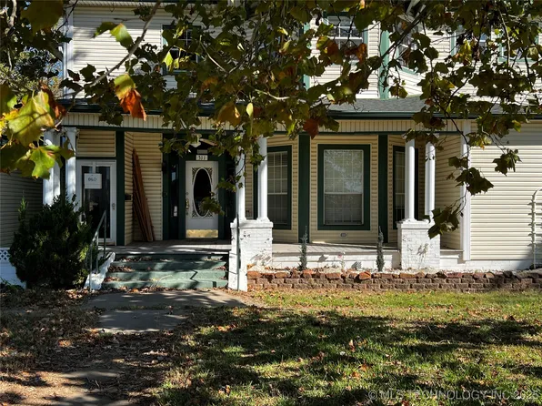 311 E A St, Atoka, OK 74525