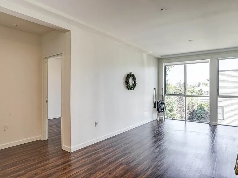 4801 Shattuck — Photo 31