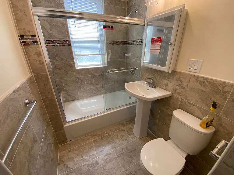 98 Toxteth St #3 — Photo 9