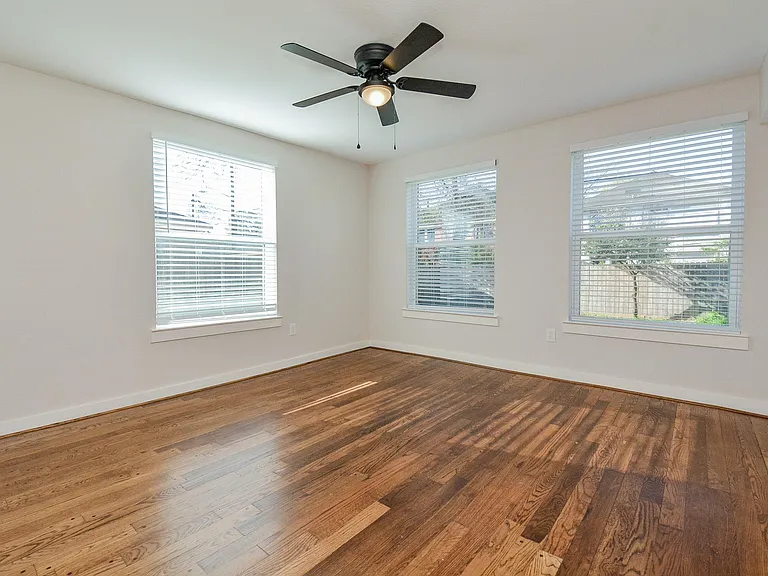 2916 Arbor St — Photo 13