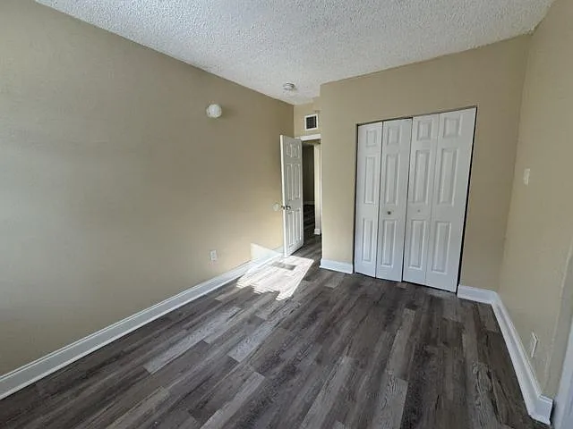 2881 NW 11th Pl — Photo 10
