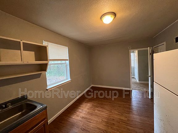 3rd image of 3107 Post St #3