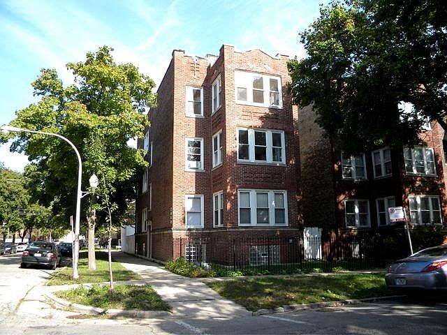 1st image of 2060 W Birchwood Ave