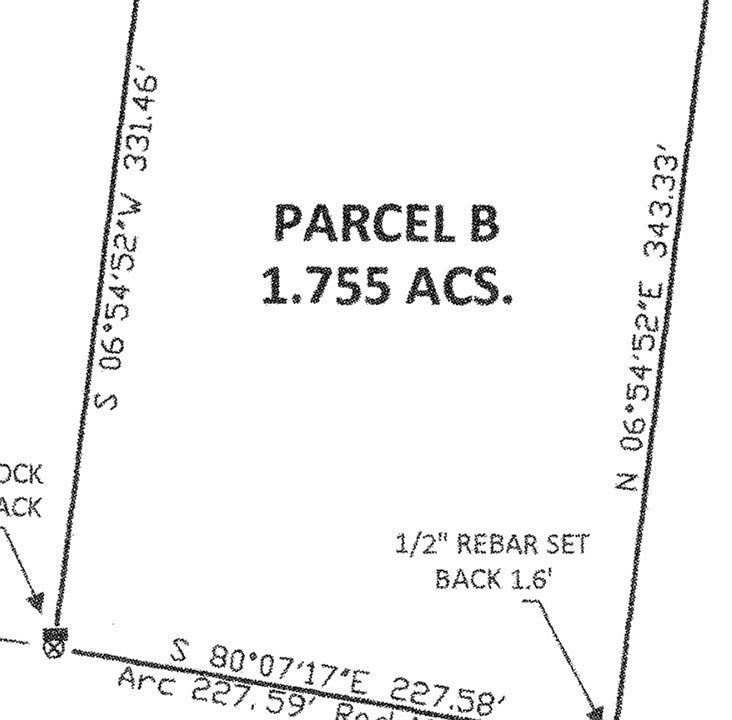 1st image of 105 Pine Dr NE