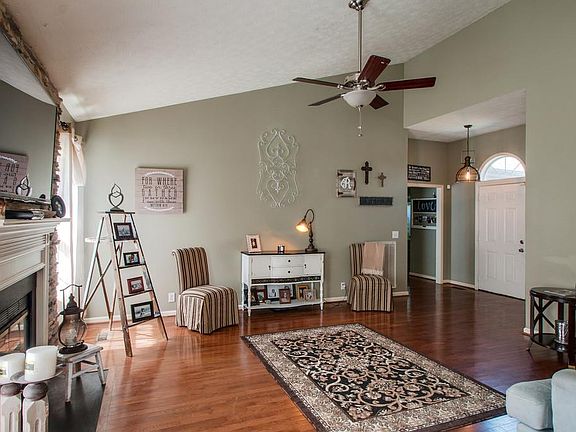 5th image of 309 Buckingham Blvd