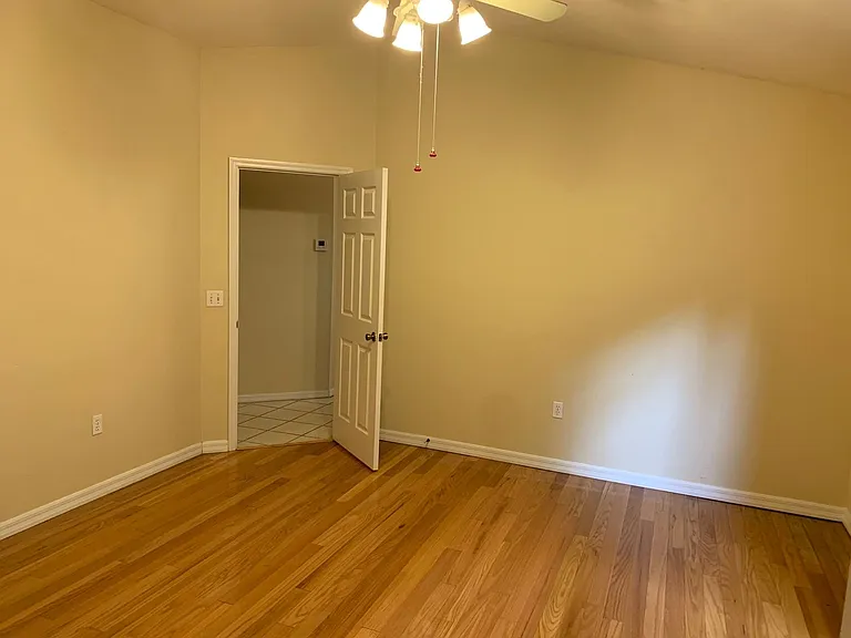 10617 SW 55th Pl — Photo 11