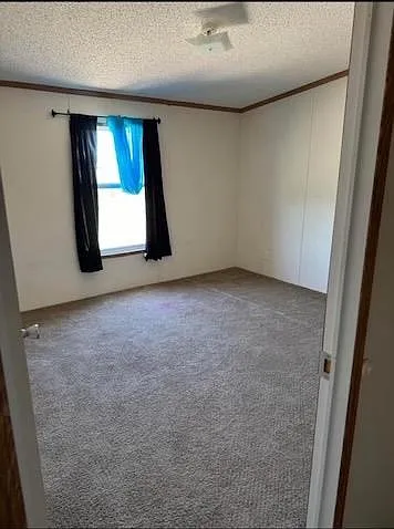 545 S Apricot Ave — Photo 9