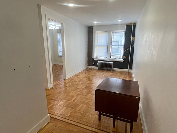 4th image of 2132 Ocean Ave #3C