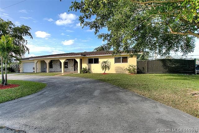 1st image of 6701 Royal Melbourne Dr