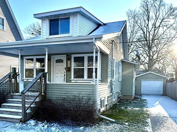 123 S Liberty St, Lowell, IN 46356