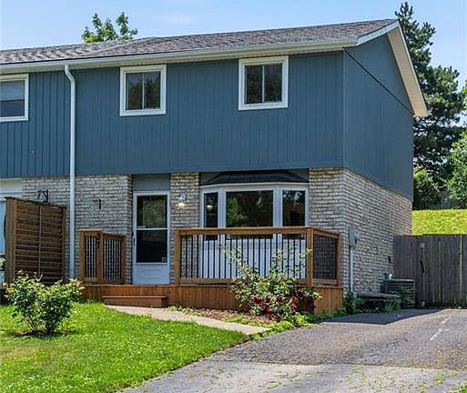 4th image of 37 Birchpark Dr