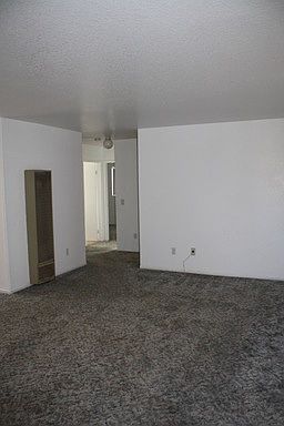 4th image of 1864-66 Donax Ave