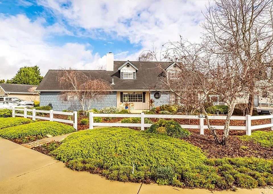 1st image of 1019 Robin Cir