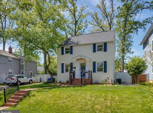 1072 S Edison St, Arlington, VA