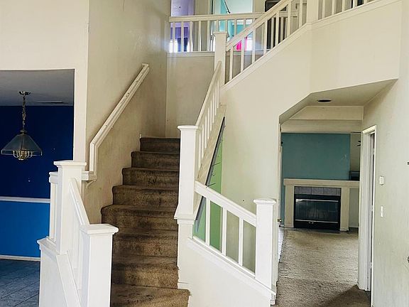 3rd image of 1640 Southpointe Dr