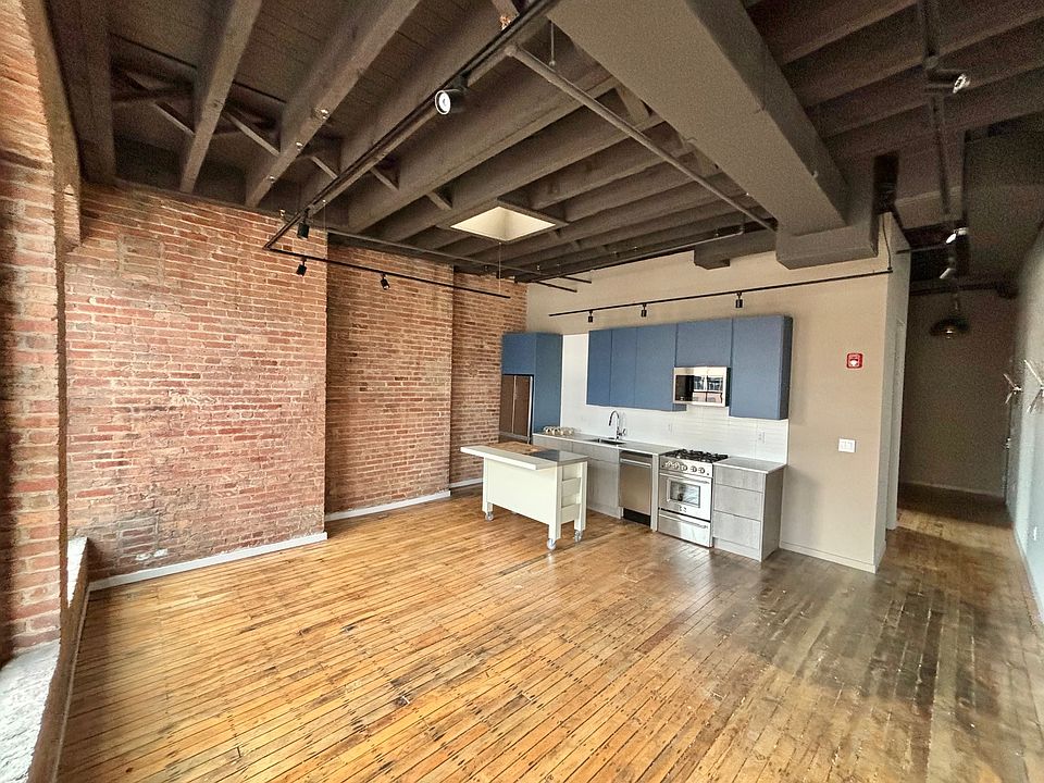 1st image of 120 Walton St #6D