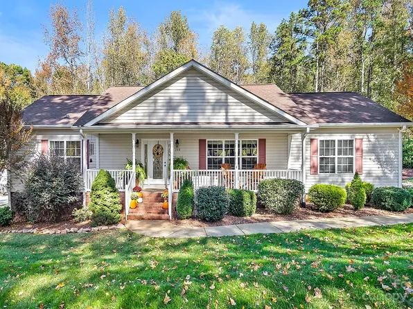 260 Cool Side Dr #8, Salisbury, NC 28146