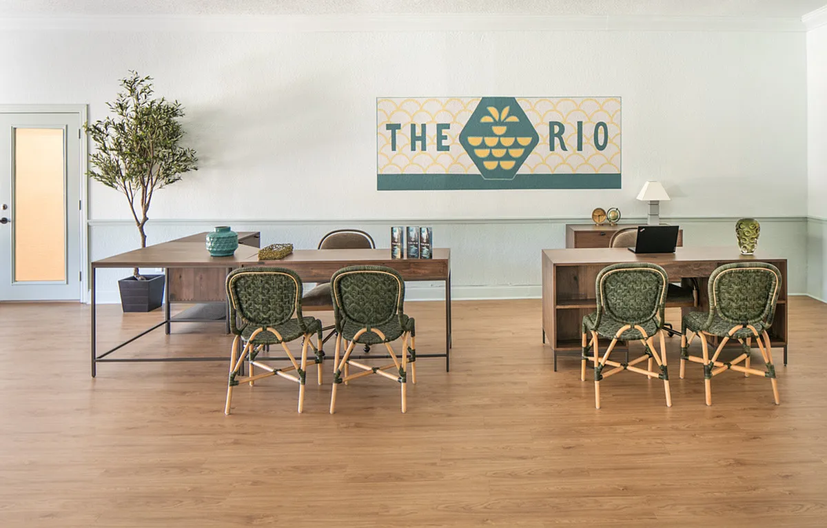 The Rio Apartments — Photo 4