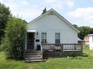 380 Maple Ave, Galesburg, IL 61401