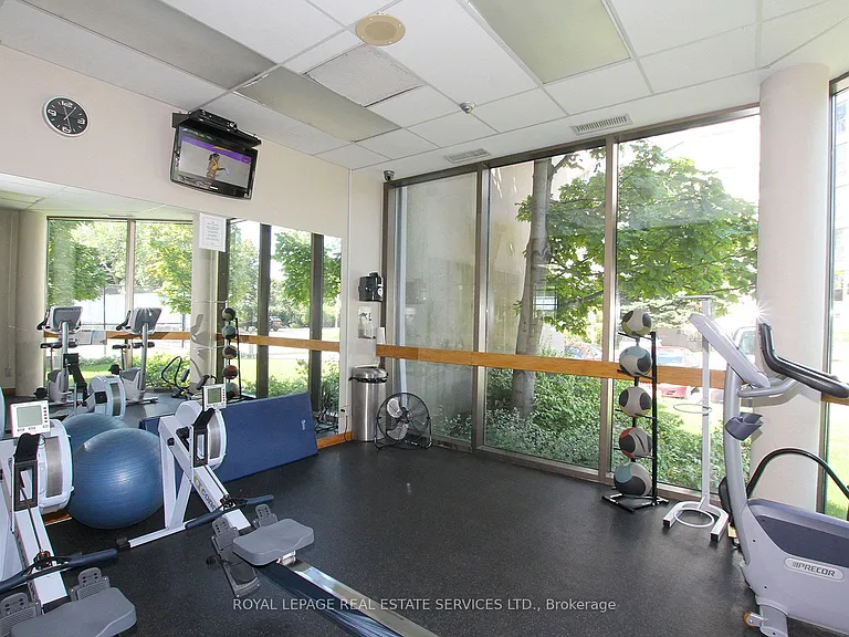2261 Lake Shore Blvd W #519 — Photo 24