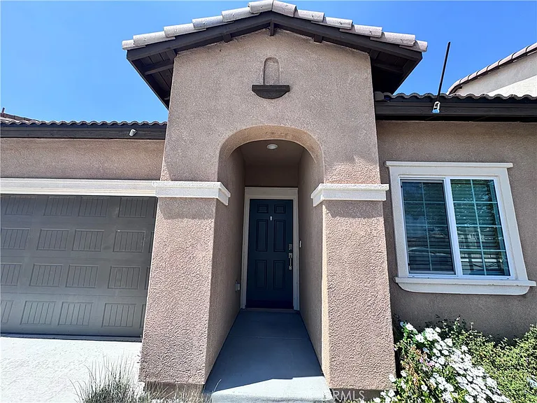 35282 Price St — Photo 2