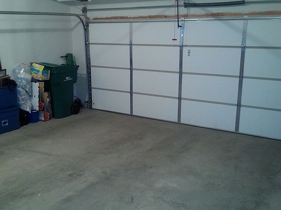 2nd image of 210 Berkshire Cir