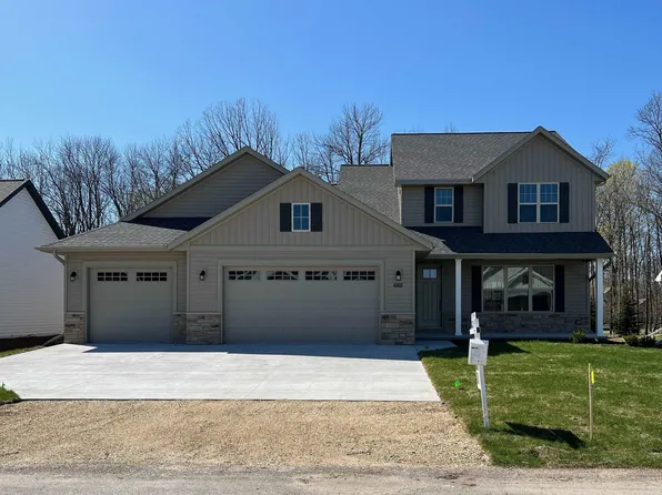 W6611 Ethan Dr, Appleton, WI 54915