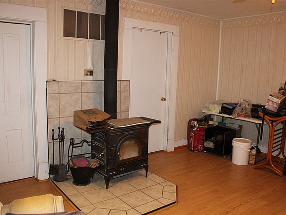 4th image of 113 N Garfield St