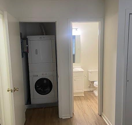 4th image of 2316 Harvard Ave APT 105