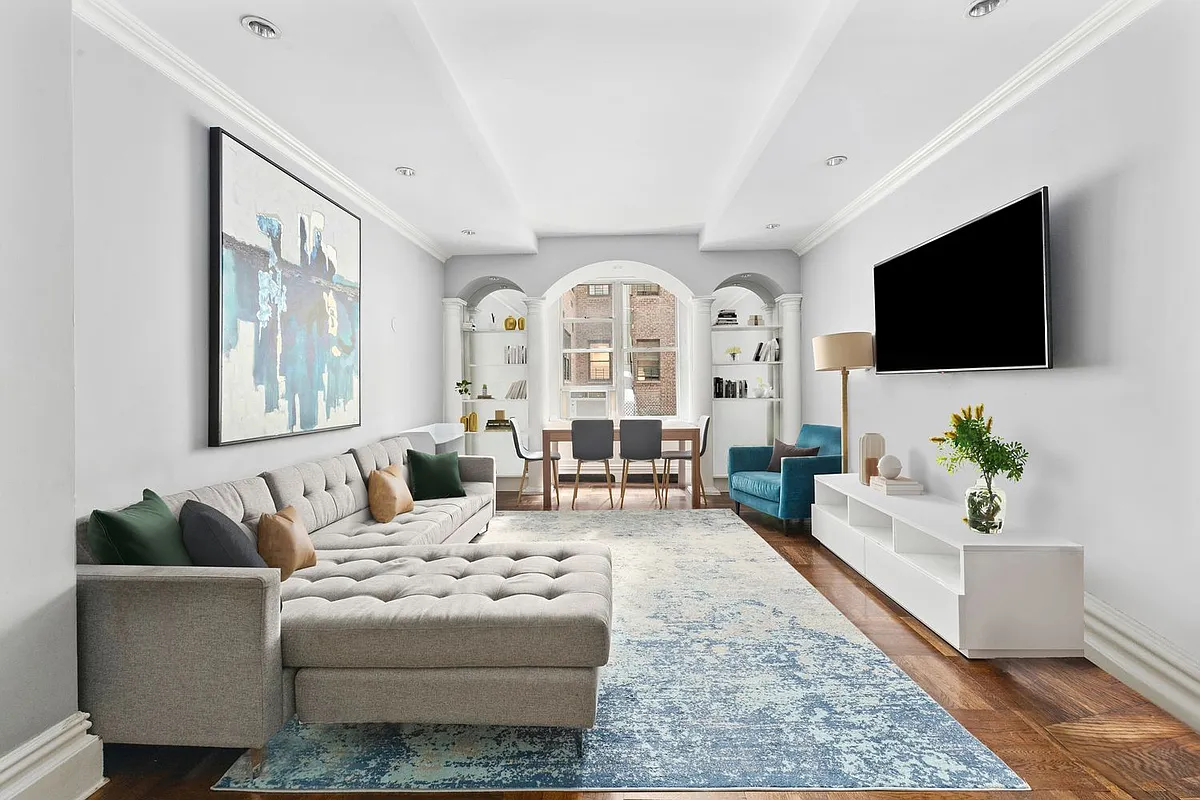 161 East 79th St Unit 1RW  