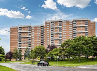 100 Wingarden Ct #1011, Toronto, ON M1B2P4