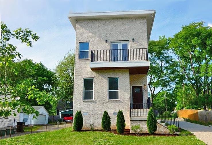 1st image of 90 Lutie St