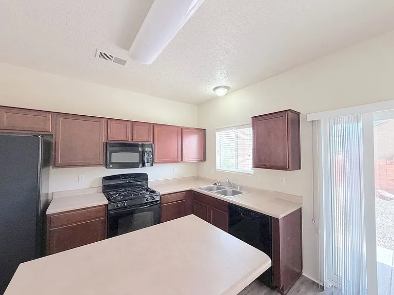 10804 Four Mile Rd SW — Photo 10