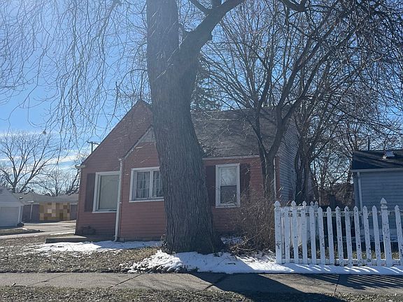 2nd image of 26723 Annapolis St