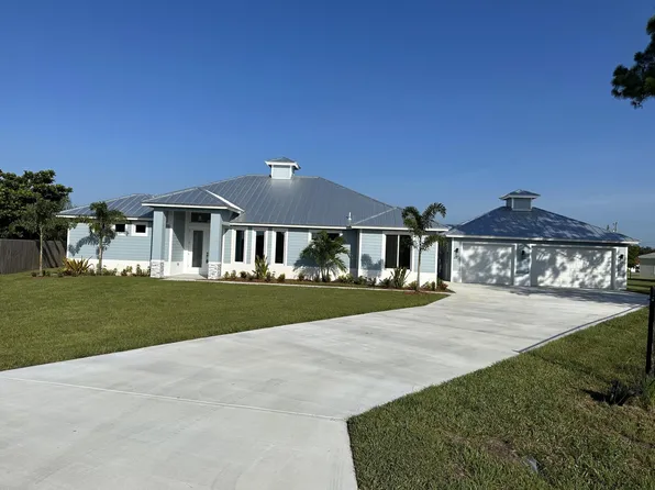 5862 NW Elam Court, Port St Lucie, FL 34986