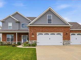 311 Bradford Ave, Savoy, IL 61874