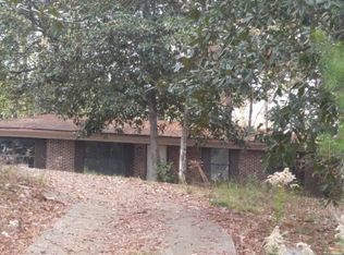 230 Merioneth Dr, Ozark, AL 36360