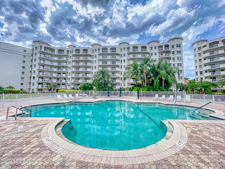 1 John Anderson Dr #Penthouse 7 — Photo 123