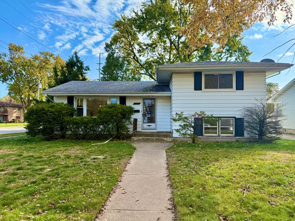 254 Sycamore Ln, Munster, IN 46321